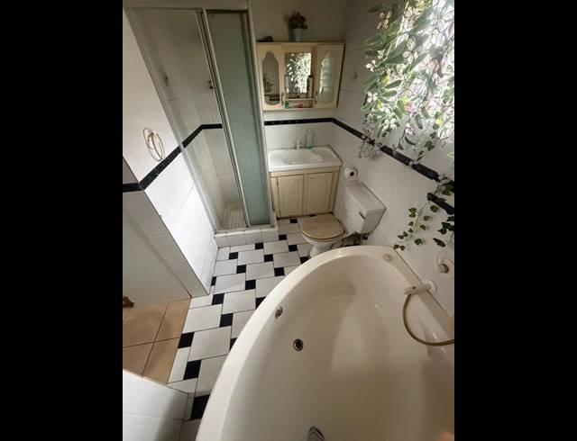 1 BEDROOM PROPERTY TO RENT IN BIRDSWOOD